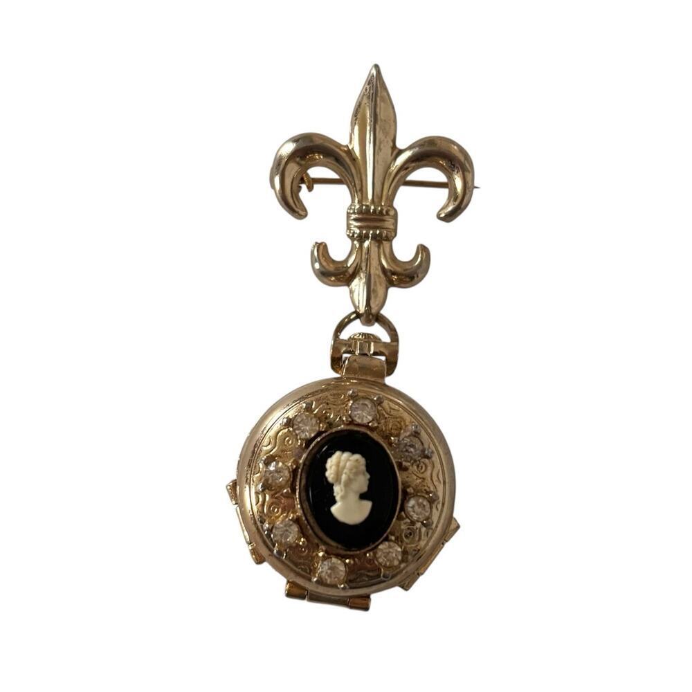 Vtg Coro 4 Panel Locket Brooch w/ Goldtone Fleur de Lis and Black/White Cameo